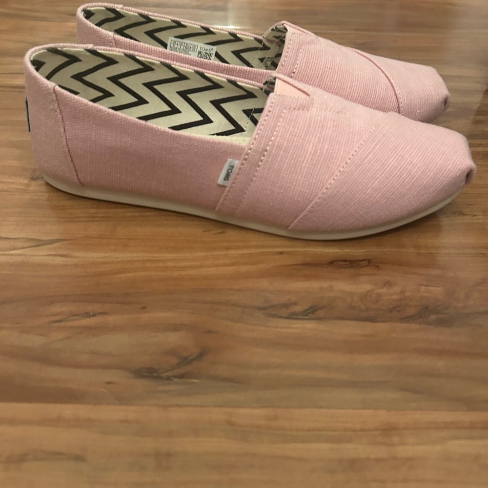 TOMS Women's Pink Slip-On Shoes - Picture 2 of 5